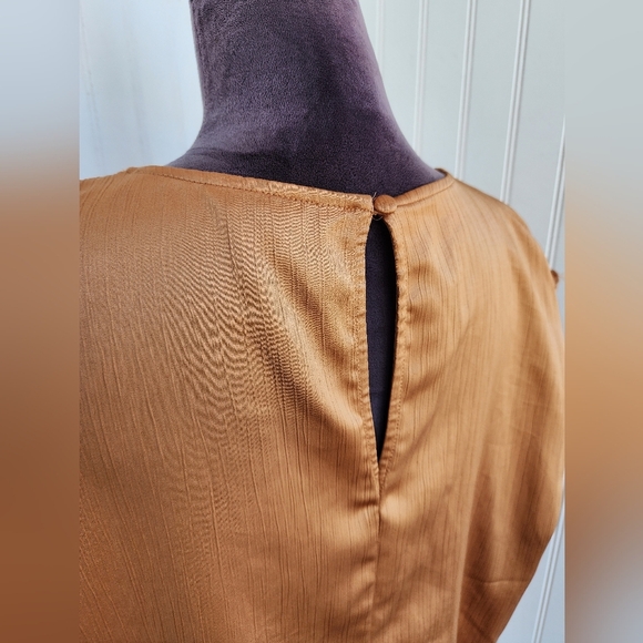 Nine West Brown Tan Womens Boho Sleeveless Satin Knot Detail Textured Top XL - Picture 6 of 13